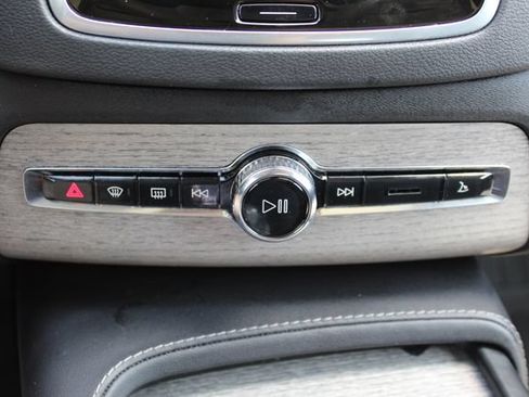 Used 2024 Volvo XC90 T8 Ultimate w/ Protection Package Premier AWD/4WD image 26