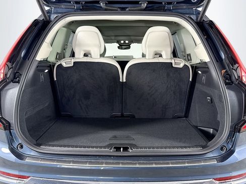 New 2026 Volvo XC90 T8 Ultra w/ Protection Package Premier AWD/4WD image 28