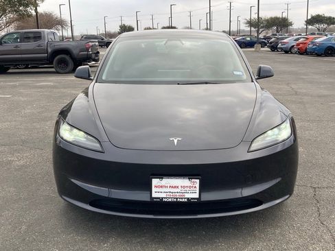 Used 2024 Tesla Model 3 Standard Range image 2