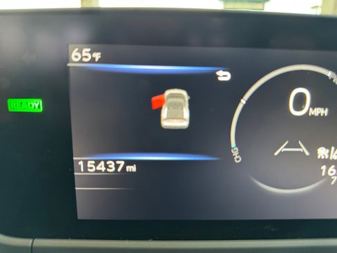 Used 2023 Toyota bZ4X Limited image 2