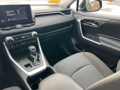 Used 2023 Toyota RAV4 XLE image 24