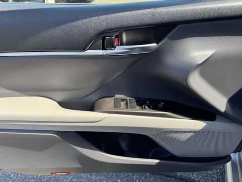 Certified 2023 Toyota Camry SE image 14