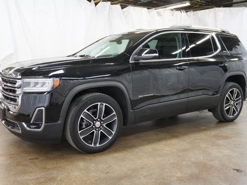Used 2023 GMC Acadia SLT w/ Technology Package AWD/4WD image 13