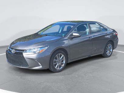 Used 2016 Toyota Camry SE