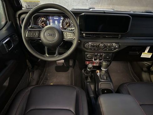 New 2026 Jeep Wrangler Unlimited Rubicon image 20