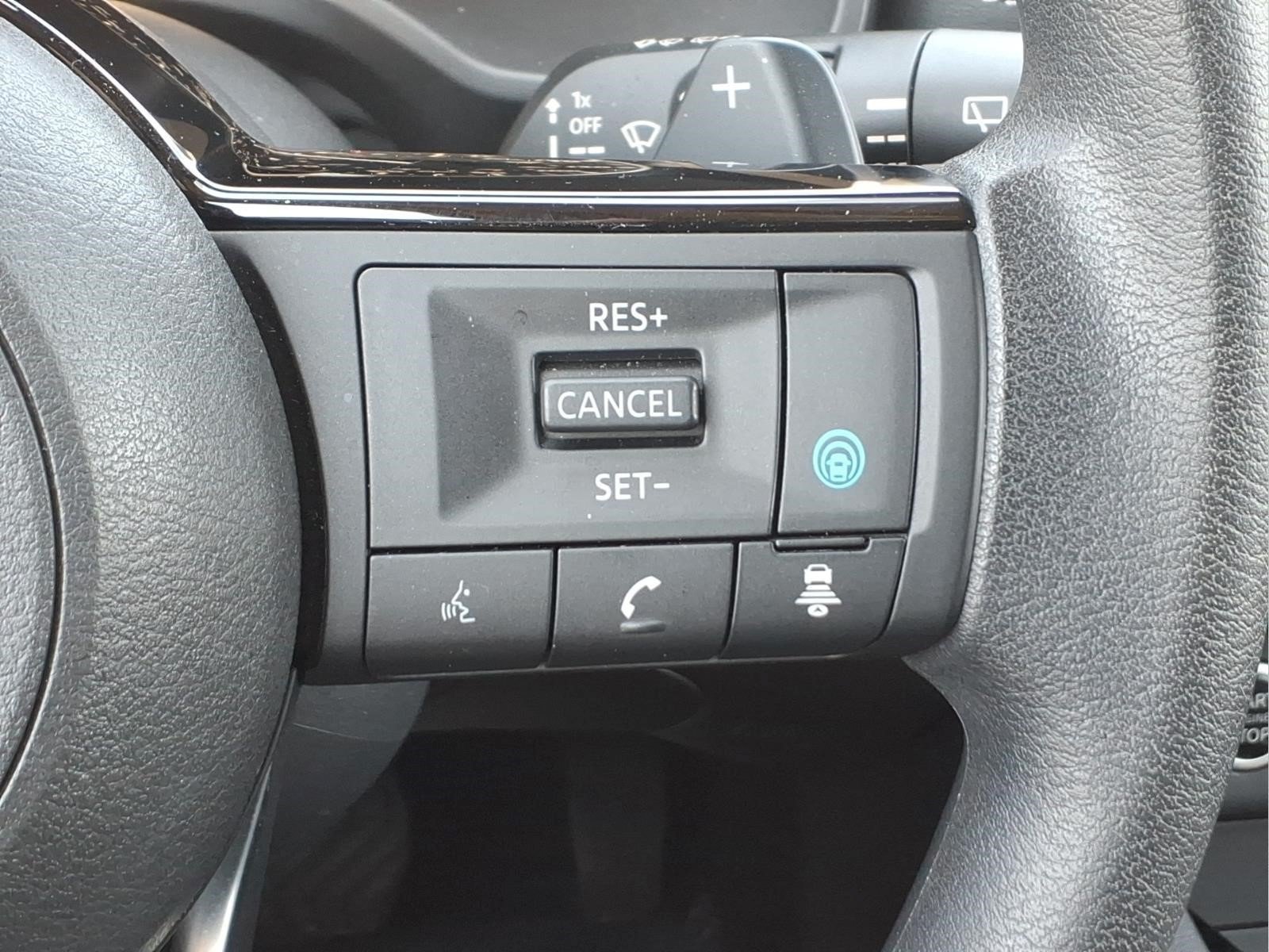 Certified 2023 Nissan Rogue SV AWD/4WD image 17