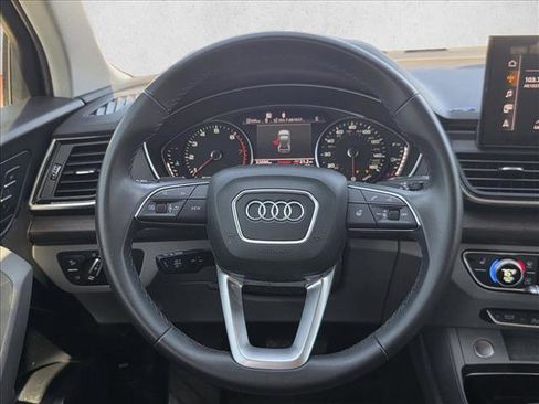 Used 2023 Audi Q5 2.0T Premium w/ Convenience Package image 16