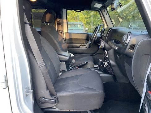 Used 2017 Jeep Wrangler Unlimited Sport w/ Quick Order Package 24S image 34