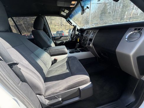 Used 2017 Ford Expedition EL XLT image 25