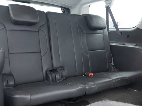 Used 2016 Chevrolet Suburban LTZ AWD/4WD image 35