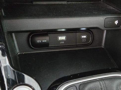 Used 2023 Kia Soul EX image 38