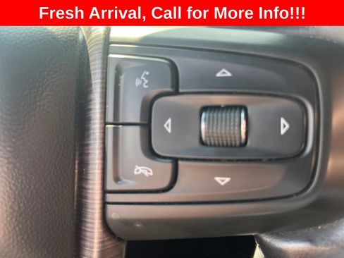 Used 2022 GMC Sierra 1500 Denali Ultimate AWD/4WD image 5