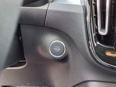 New 2026 Volvo XC40 B5 Ultra w/ Protection Package Premier AWD/4WD image 25