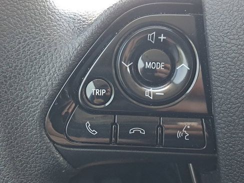 Used 2021 Toyota Prius L Eco image 25