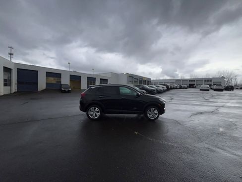 Used 2025 Buick Encore GX Preferred image 16