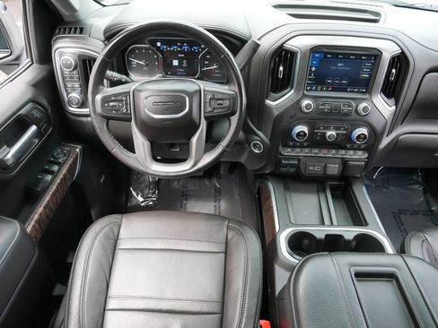 Used 2021 GMC Sierra 1500 Denali w/ Denali Ultimate Package AWD/4WD image 17