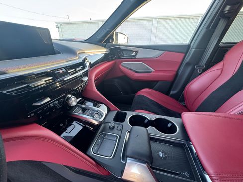 Used 2024 Acura MDX A-Spec image 15