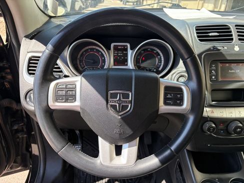 Used 2013 Dodge Journey American Value Package w/ Flexible Seating Group FWD image 19