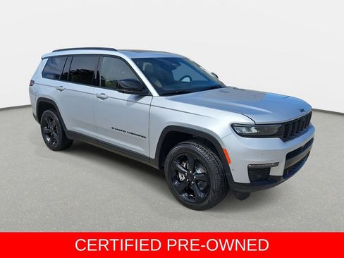 Used 2025 Jeep Grand Cherokee L Limited w/ Luxury Tech Group II AWD/4WD image 3