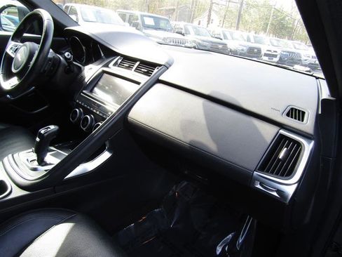Used 2020 Jaguar E-PACE image 38