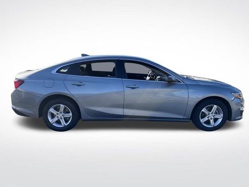 Used 2024 Chevrolet Malibu LT image 9