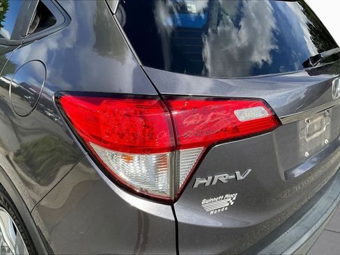 Used 2020 Honda HR-V EX image 29