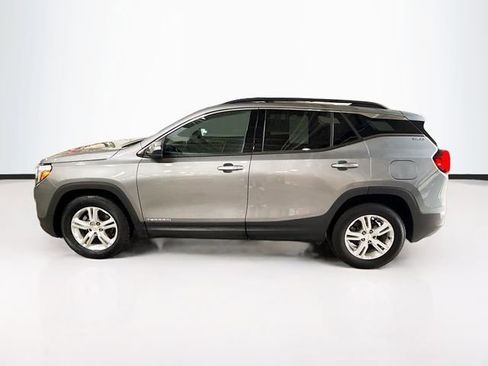 Used 2020 GMC Terrain SLE w/ Driver Convenience Package image 9