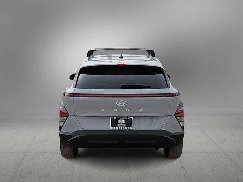 Certified 2024 Hyundai Kona SEL w/ Convenience Package image 7