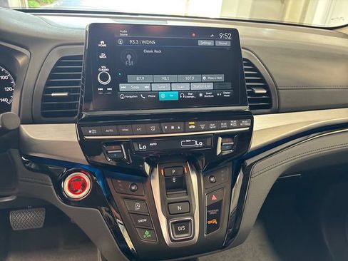 Certified 2026 Honda Odyssey Touring image 11