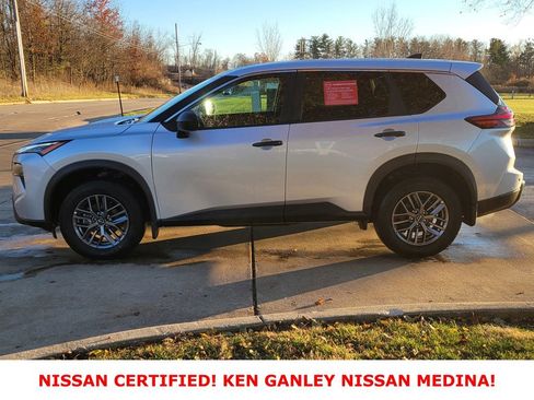 Certified 2024 Nissan Rogue S image 6