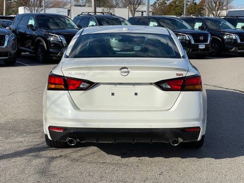 New 2025 Nissan Altima 2.5 SR image 6