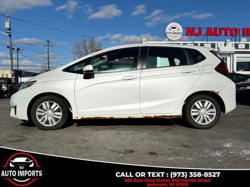 Used 2015 Honda Fit LX image 8