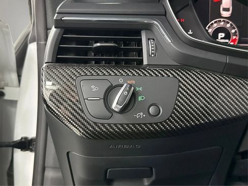 Used 2018 Audi RS 5 AWD/4WD image 19