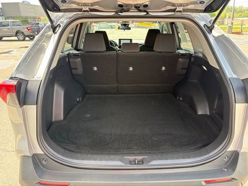 Used 2023 Toyota RAV4 LE FWD image 30