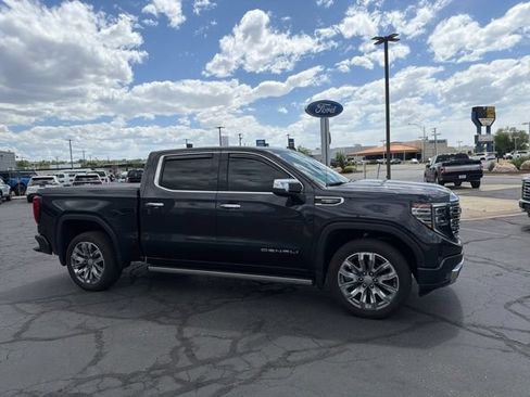 Used 2026 GMC Sierra 1500 Denali AWD/4WD image 3