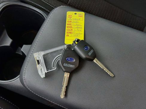 Used 2020 Subaru Outback Premium AWD/4WD image 4