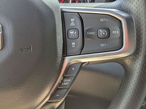 New 2026 RAM 1500 Express AWD/4WD image 16