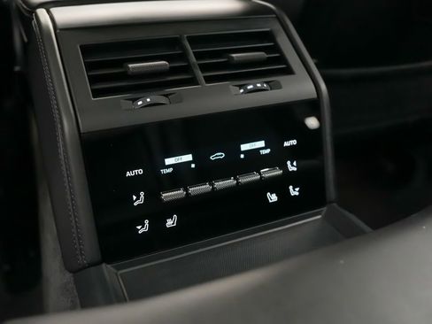 Used 2025 Porsche Panamera 4 E-Hybrid AWD/4WD image 20