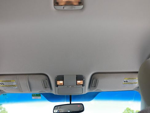 Used 2011 Subaru Outback 2.5i Premium w/ Popular Equipment Group 1B image 23