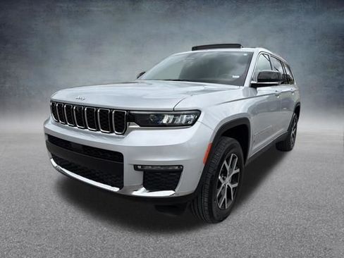 Used 2024 Jeep Grand Cherokee L Limited w/ Luxury Tech Group II image 54