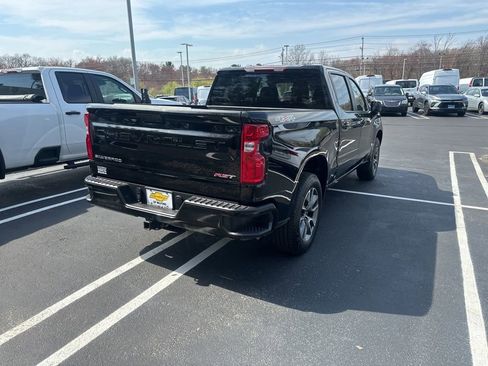 Used 2024 Chevrolet Silverado 1500 RST image 4