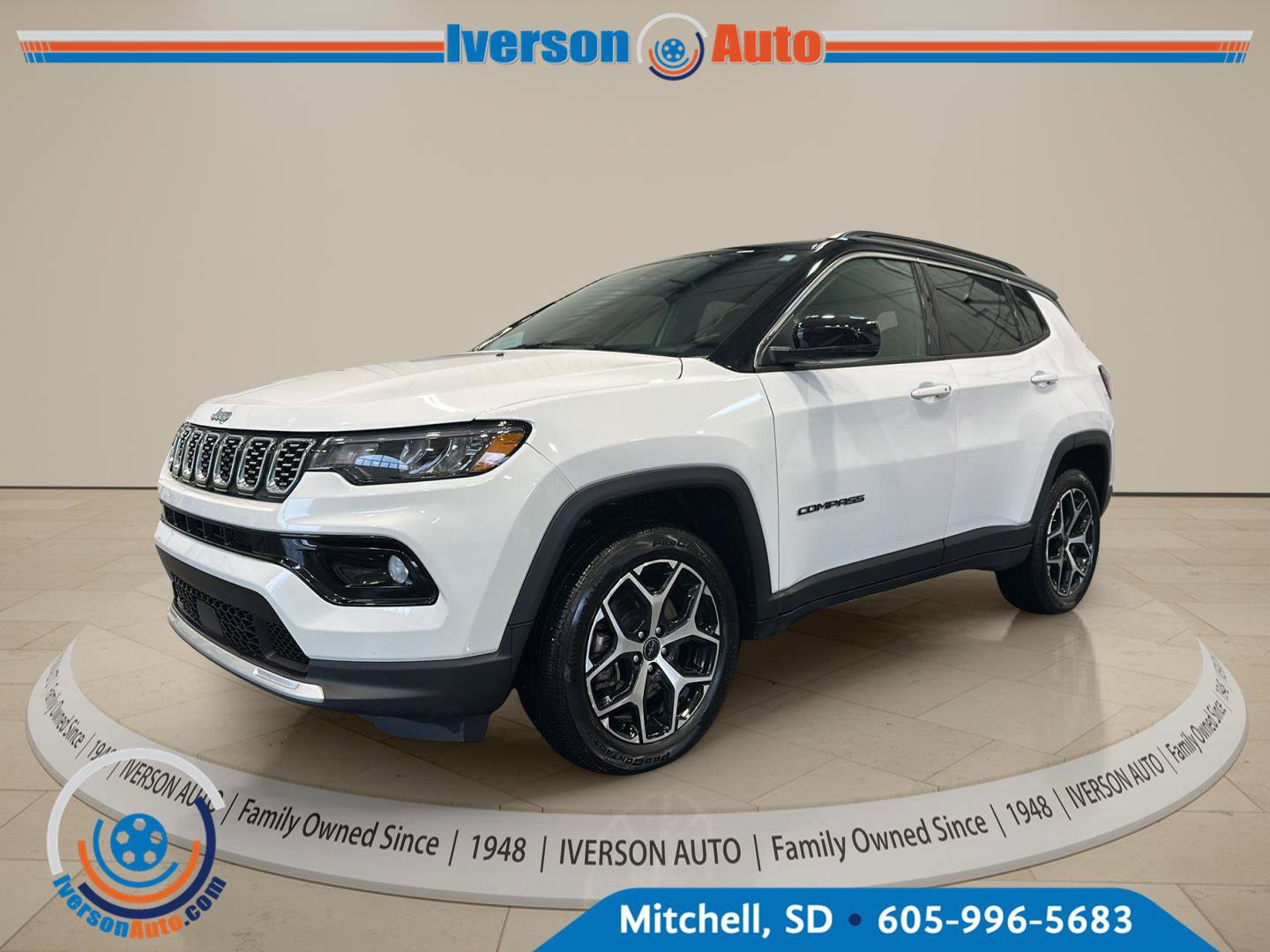 Used 2025 Jeep Compass Limited AWD/4WD image 3
