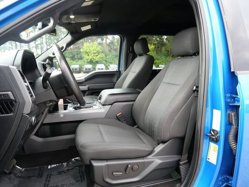 Used 2020 Ford F150 XLT w/ Equipment Group 302A Luxury AWD/4WD image 19