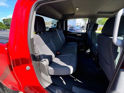 Used 2023 Chevrolet Silverado 1500 LT AWD/4WD image 16