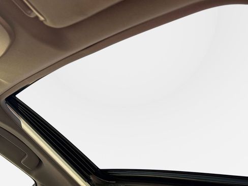 Used 2024 Toyota Camry LE w/ Convenience Package image 28