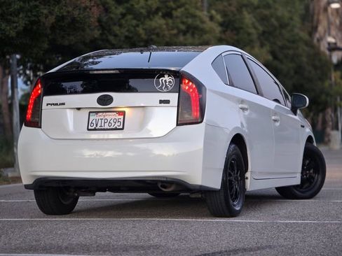 Used 2012 Toyota Prius Three image 10