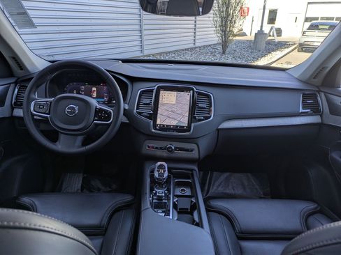 Used 2023 Volvo XC90 B6 Ultimate w/ Protection Package Premier AWD/4WD image 28