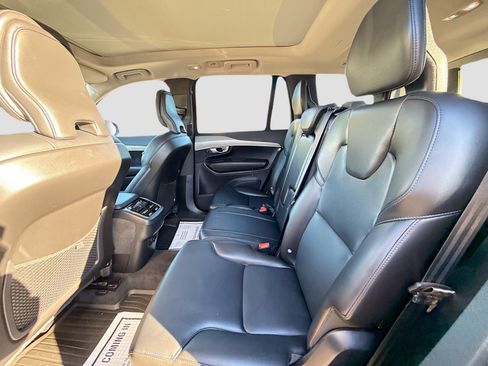 Used 2024 Volvo XC90 B5 Core w/ Climate Package image 23