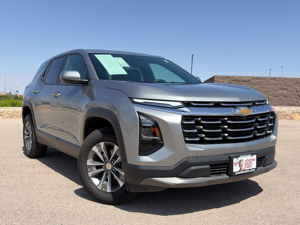Used 2026 Chevrolet Equinox LT AWD/4WD image 7