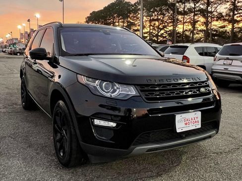 Used 2017 Land Rover Discovery Sport HSE image 2